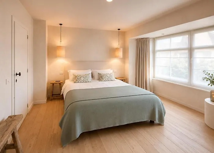 Peaceful 3-Bedroom Knokke Villa With Spacious Garden